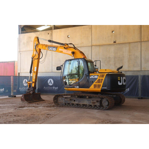 2013 JCB JS130LC-49216053