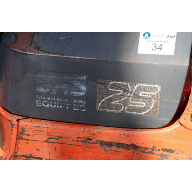 2004 Toyota 62-7FDF25-49216410