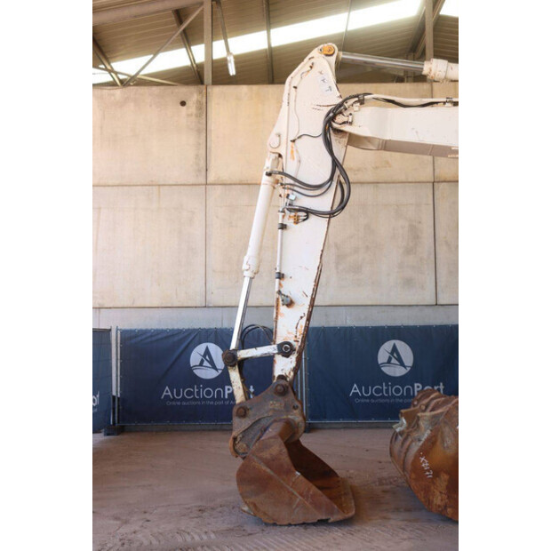2013 هيونداي ROBEX 210LC-9-49216675