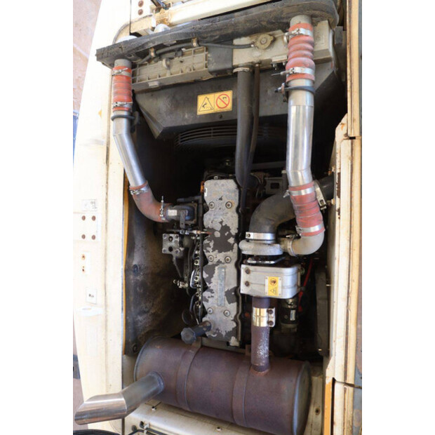 2013 هيونداي ROBEX 210LC-9-49216693