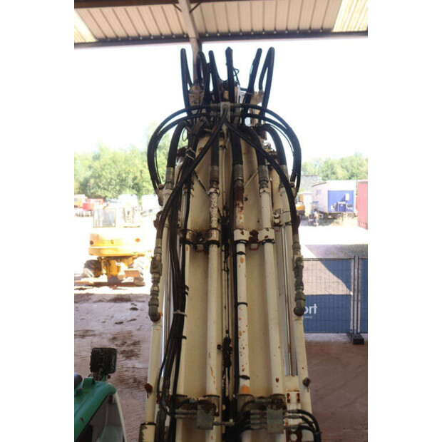 2013 هيونداي ROBEX 210LC-9-49216696