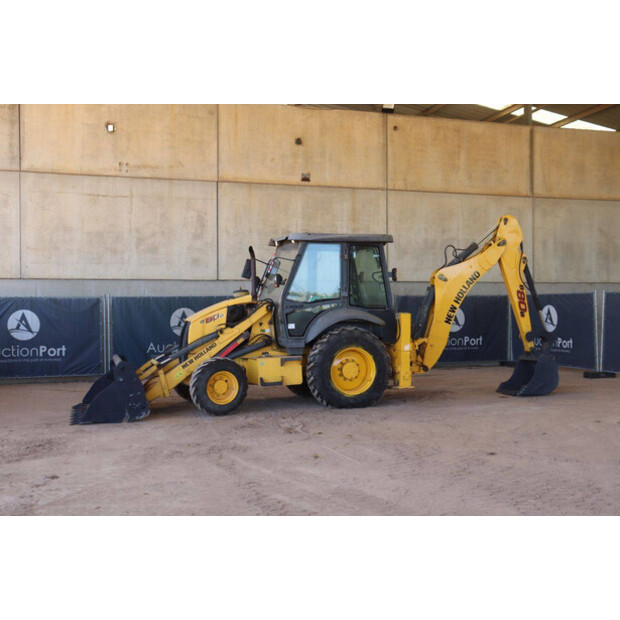 2017 New Holland B80B-49216857