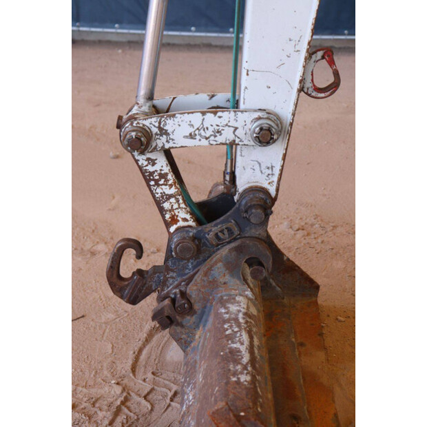 2019 TAKEUCHI TB235-49216960