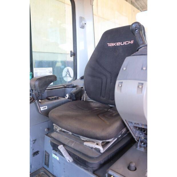 2019 TAKEUCHI TB235-49216978