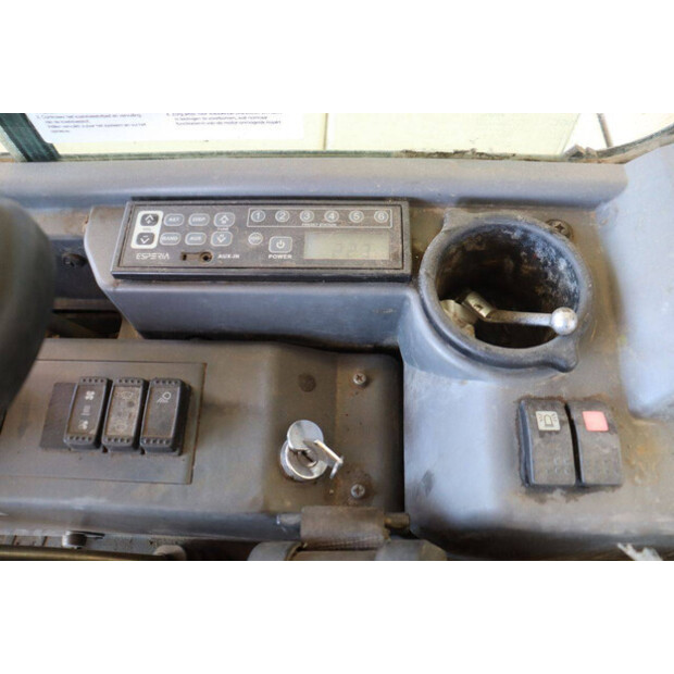2019 TAKEUCHI TB235-49216982