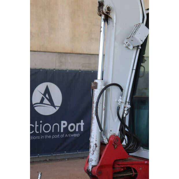 2019 TAKEUCHI TB235-49216989