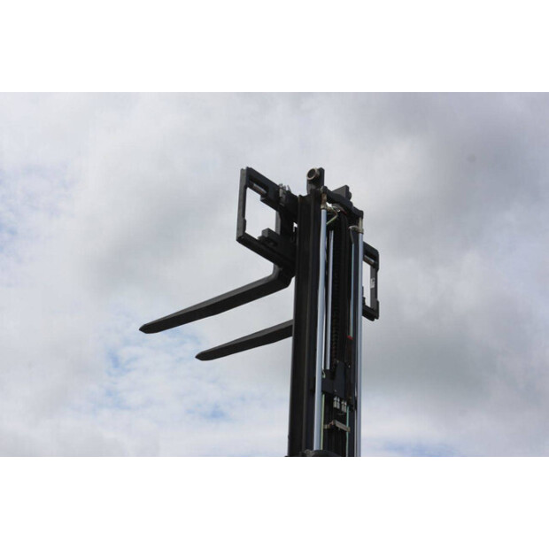 2016 Fenwick-Linde H35D-02-49217355