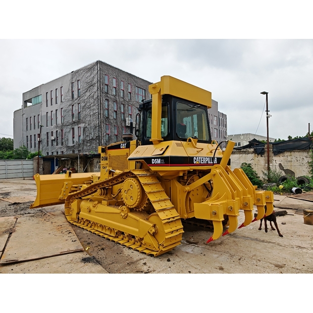 2025 Caterpillar D5M-49217385