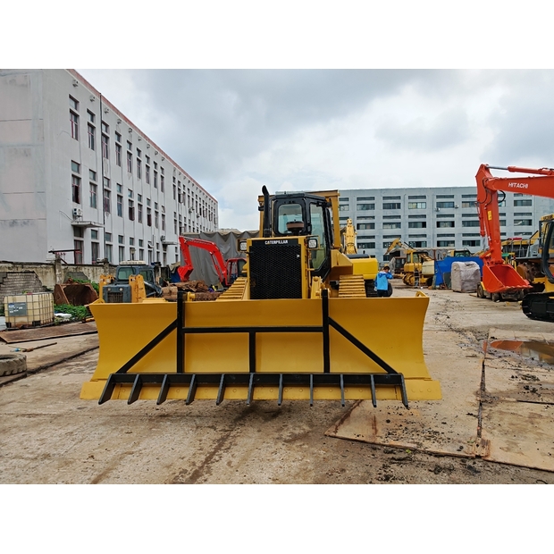 2025 Caterpillar D5M-49217390
