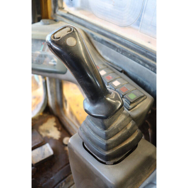 2005 Komatsu PW110R-49217400