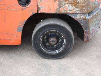 2009-toyota-02-8fdf30-1489994-49217915