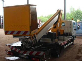 renault-maxity-120-dxi-1489320-49217938