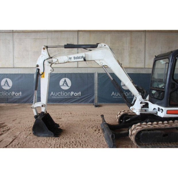 2005 بوبكات 337G-49218432