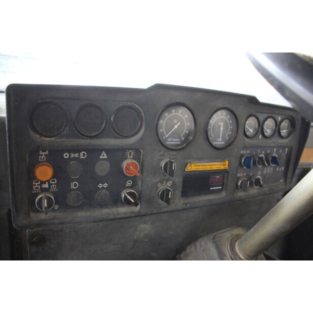 1999 DYNAPAC CC222C-49218518