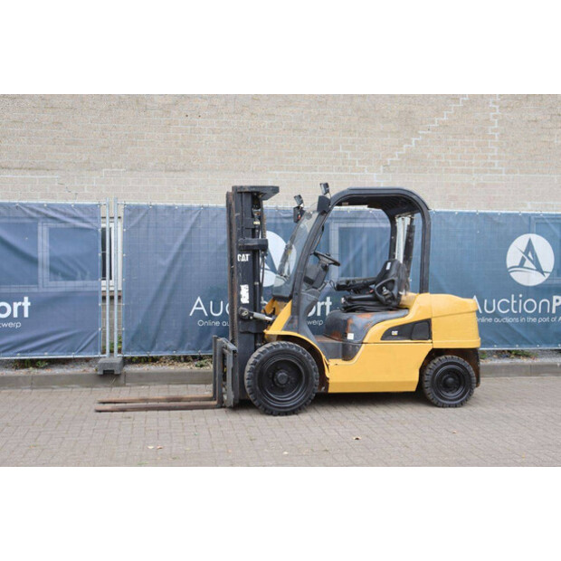 2005 Caterpillar DP30N-49219553