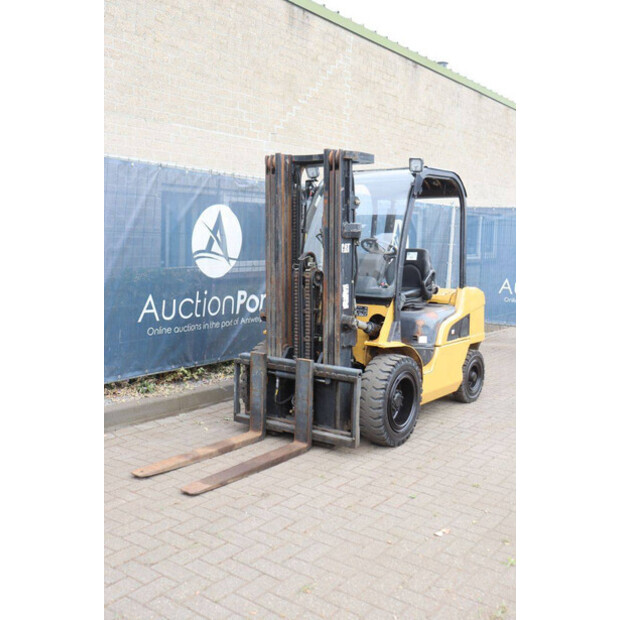 2005 Caterpillar DP30N-49219561