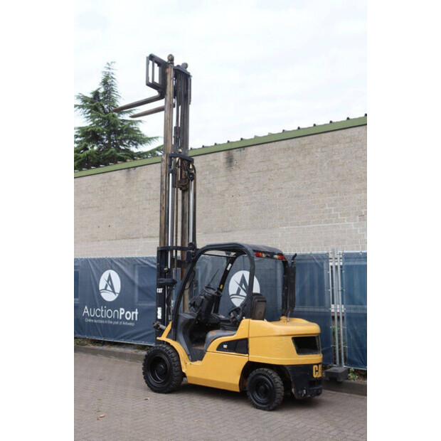 2005 Caterpillar DP30N-49219586