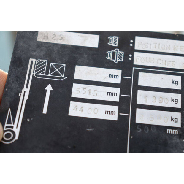 2013 Fenwick-Linde H25T-02-49220019