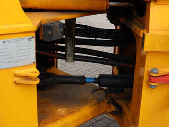 2001-jcb-426ht-49220596