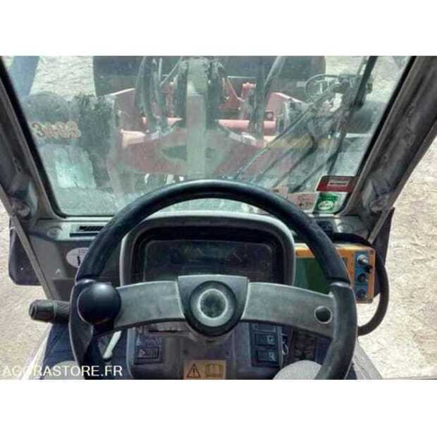 Loader-49220745