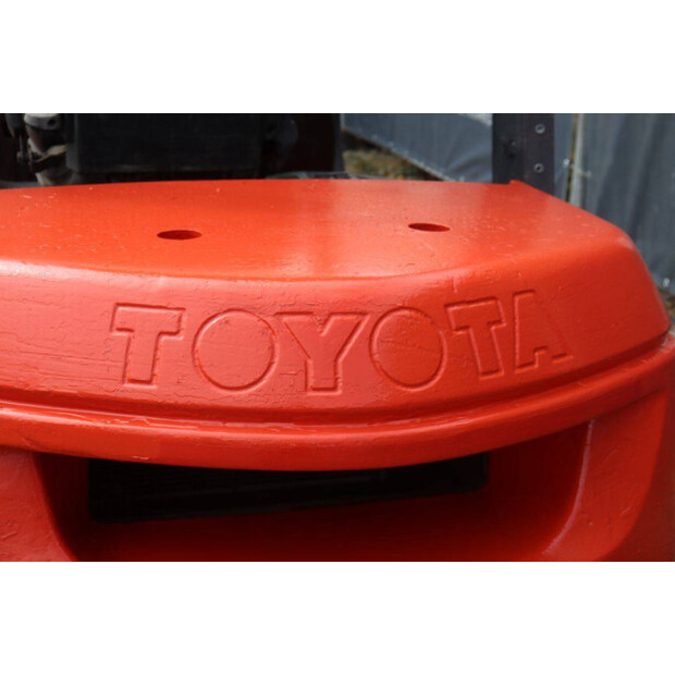 2000 Toyota 62-7FDF30-49220988
