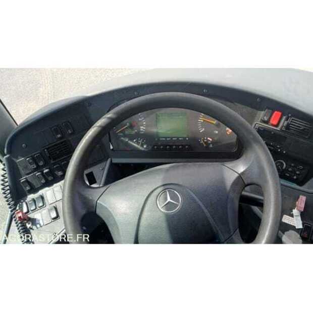 2009 Mercedes-Benz INTOURO-49221193