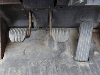 2002-toyota-02-7fdf30-1489356-49221274