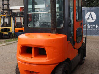 2013-doosan-d30s-5-1489730-49221477