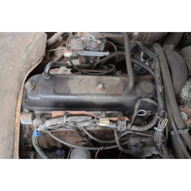 2004 Toyota 42-7FGF25-49221696