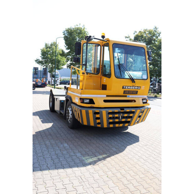 2016 Terberg YT222-49223390