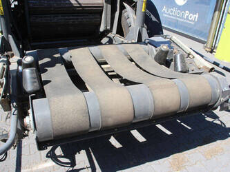 2011-claas-rollant-455-49224441