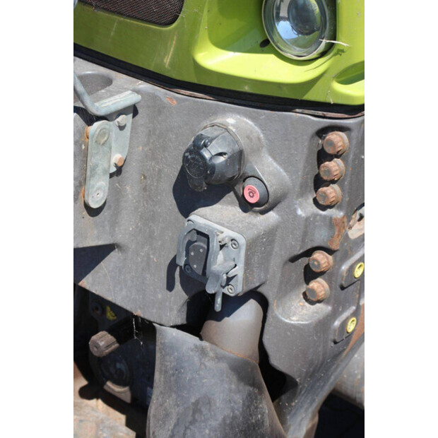 2011 CLAAS Axion 930-49224584