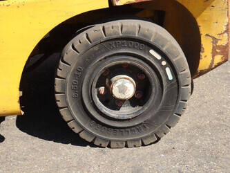 2012-yale-gdp35vx-1489383-49225041
