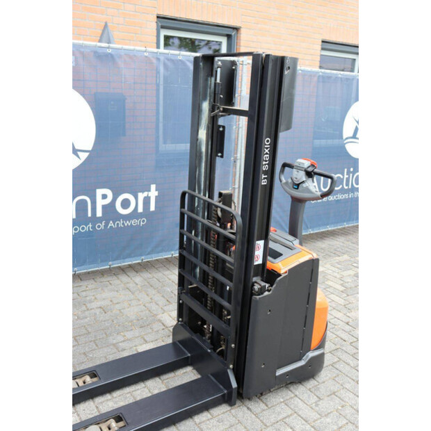 2015 BT SWE140L-49226286