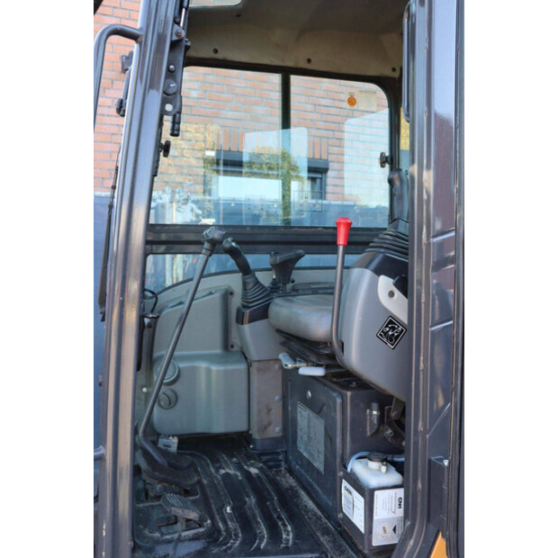2022 CASE CX26C-49227189