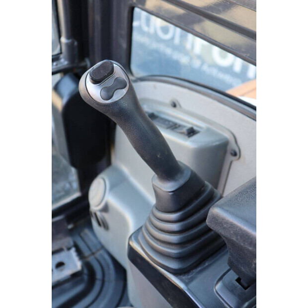2022 CASE CX26C-49227193