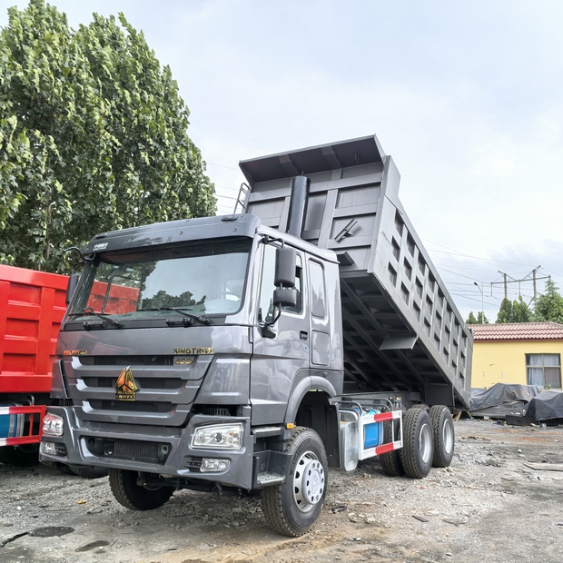 2025 HOWO 400hp-49228230