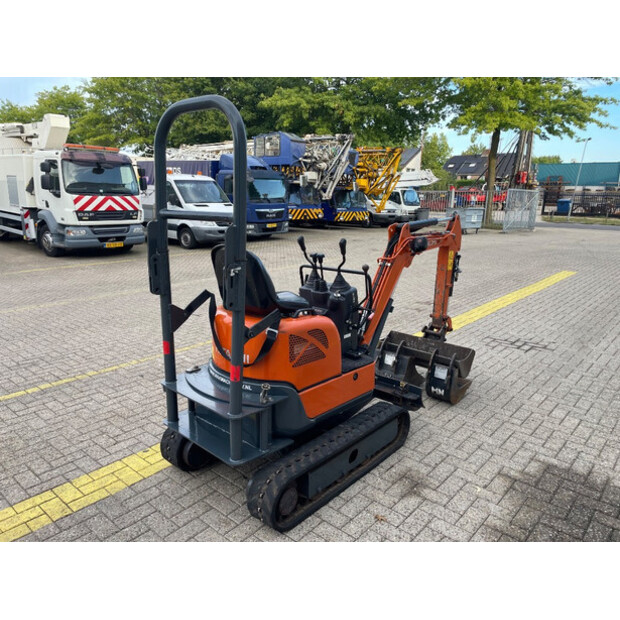 2019 Hitachi ZX 10 U-6-49230396