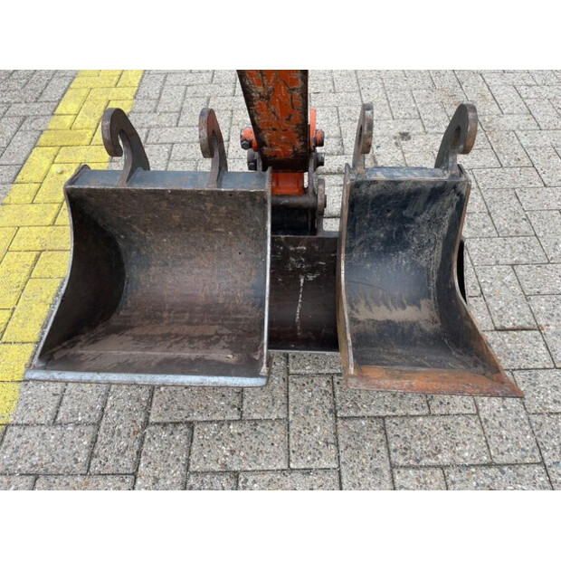 2019 Hitachi ZX 10 U-6-49230409