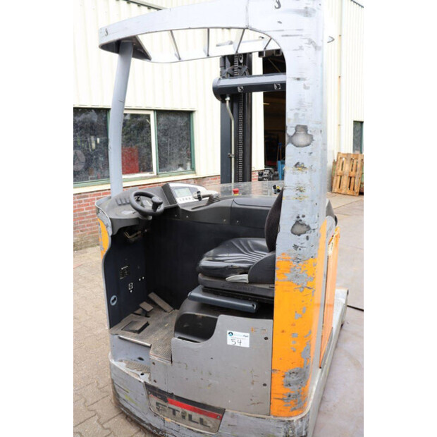 2010 Still FM-X25-49230490