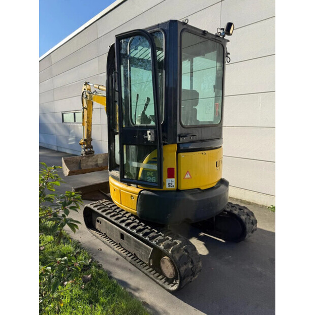 2017 كوماتسو PC26MR-3-49230510