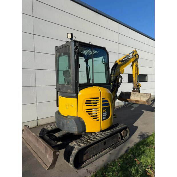 2017 كوماتسو PC26MR-3-49230511