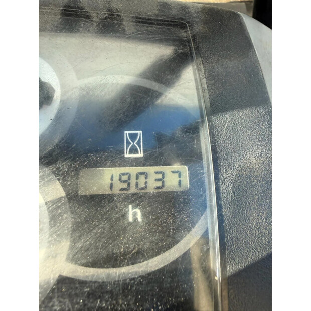 2017 كوماتسو PC26MR-3-49230512