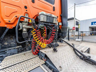 2017-mercedes-benz-arocs-2145-as-49230609
