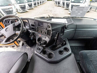 2017-mercedes-benz-arocs-2145-as-49230615