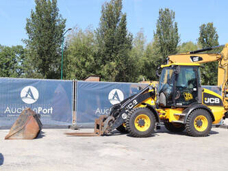 صورة ل شيولات 2014 جيه سي بي 409 Agri
