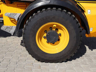 2014-jcb-409-agri-49231437