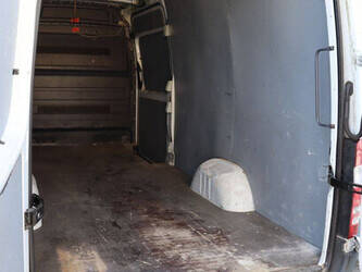 2018-mercedes-benz-sprinter-1489431-49231541