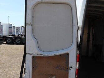 2014-mercedes-benz-sprinter-310cdi-49231596