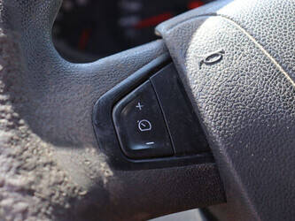 renault-master-1489434-49231708